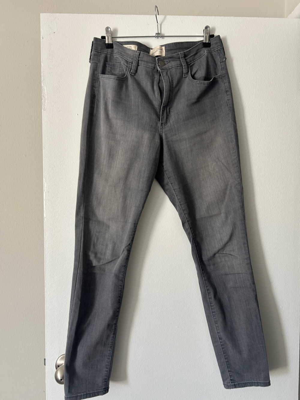 Grey skinny jeans